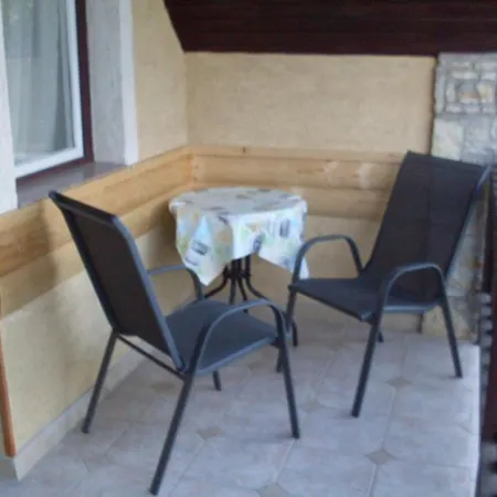 Szieszta Проживание в семье